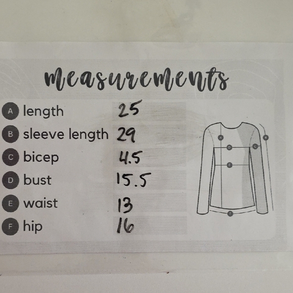 Desigual Long Sleeve Graphic Knit Top Black Gray Red Heart Print Women’s Size S - Picture 10 of 10